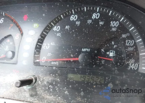 2003 Toyota Camry Xle z USA, uszkodzony, nr VIN 4T1BE30K03U192283